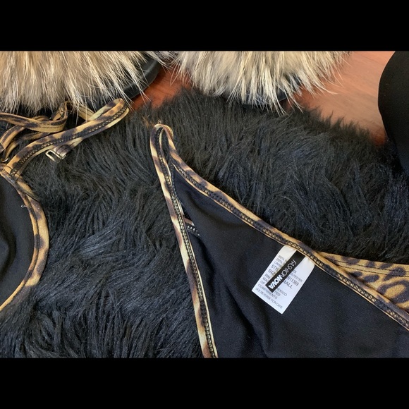 FASHION NOVA 2 PIECE BIKINI - Picture 7 of 7